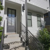 Отель Ryman by Avantstay Centrally Located Townhouse w/ Stylish Interior & Porch Swings!, фото 1