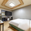 Отель Gwangju Sinandong Hotel Napoli, фото 3