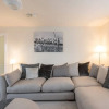 Отель Stylish & Modern 3 Bedroom Home, фото 5