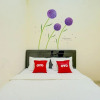 Отель OYO 90173 Innapp Tenggilis Family Residence, фото 16