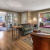 Отель Lovely Laurelhurst - Music Room & Sunny Yard 3 Bedroom Home, фото 20
