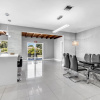 Отель Hollywood Hills 3BD Home, фото 14