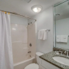Отель Gorgeous ground floor condo with private balcony steps from pool, фото 20