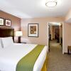 Отель Holiday Inn Express Hotel & Suites Van Wert, an IHG Hotel, фото 13