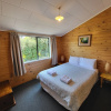 Отель Off The Beaten Track Accommodation, фото 6