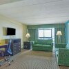 Отель Travelodge by Wyndham Suites Virginia Beach Oceanfront, фото 6