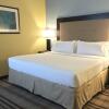 Отель Holiday Inn Express Chicago NW - Arlington Heights, an IHG Hotel, фото 3