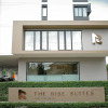 Отель The Rise Suites, фото 1