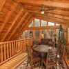 Отель Luxurious Nine Bears Home Minutes Away to Gatlinburg by Redawning, фото 10