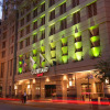 Отель Courtyard by Marriott Chicago Downtown River North, фото 1