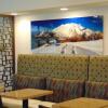 Отель Holiday Inn Express & Suites Springville-South Provo Area, an IHG Hotel, фото 2