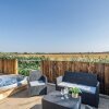 Отель White Horse Holiday Park, Lincoln with Private Hot Tubs, фото 23