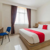 Отель RedDoorz near Exit Toll Sirkuit Sentul, фото 2