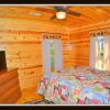 Отель Little Sugar Camp 3 Bedroom Cabin by RedAwning, фото 15