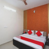 Отель Oyo 17357 Hotel Royal Touch, фото 4
