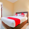 Отель Wisma Guntur II by OYO Rooms, фото 3