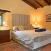 Отель Charming 1 bed cottage in the Lucca countryside, фото 5