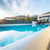 Отель Luxurious Villa. Overflowing Pool 100 Meters From the Beach, фото 10