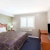 Отель Super 8 Torrance LAX Airport Area, фото 11