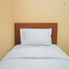 Отель Warm 2BR Apartment Cibubur Village, фото 7