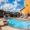 Отель Comfort Suites Westchase Houston Energy Corridor, фото 18