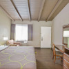 Отель Super 8 by Wyndham Los Angeles-Culver City Area, фото 2
