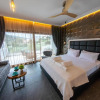 Отель Beach Walk Luxury Suites, фото 15