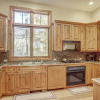 Отель Cozy & Central Arrowhead Ge Townhome, 3br, Sleeps 6 3 Bedroom Townhouse by RedAwning, фото 7