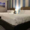 Отель Meridian Inn & Suites Regina Airport в Регине