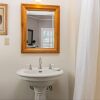 Отель New Listing! Melarose Suite At De La Vina Inn Studio Bedroom Hotel Room, фото 9