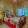 Отель High Five Lodge by Escape to Blue Ridge, фото 3