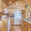 Отель Smoky Mountain Dreamin 2 Bedroom Cabin, фото 14