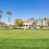 Отель Palm Desert Resorter Gated 3br/2ba Comm Pool/ Jacuzzi 3 Bedroom Home, фото 15
