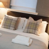 Отель The Botanist Apartment Edinburgh Old Town 2 Bedroom Lift Parking previously The Parkgate Residence, фото 7