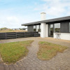 Отель Spacious Holiday Home in Pandrup Near Sea, фото 1