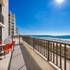 Отель AquaVista by Book That Condo, фото 29