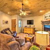 Отель Honeybear Hollow Romantic Cabin Escape in Show Low, фото 19