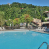 Отель Crossroads Inn & Suites, фото 12