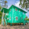 Отель Rivera's Beach House - Ground Floor 1 Bedroom Apts, фото 1