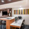 Отель Holiday Inn Express & Suites Camarillo, an IHG Hotel, фото 6