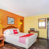 Отель OYO Hotel Downtown Peoria I-74, фото 7