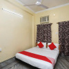 Отель OYO Flagship 19290 Bag Bazaar, фото 4