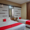 Отель RedDoorz Plus Syariah near Laweyan Solo, фото 7