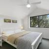 Отель Beached AS - Free Wifi, Netflix & Foxtel, Heated Pool, фото 4