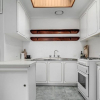 Отель Staycentral - Kew Cottage With Study, фото 1