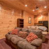 Отель Having a Blast - Five Bedroom Cabin, фото 2