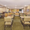 Отель La Quinta Inn Toledo Perrysburg, фото 10
