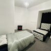 Отель "luxury 3 Bedroom Entire Flat at Affordable Price, Self-check In/out, Sleeps 8" в Кауденбит