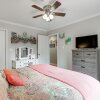 Отель Flamingo Flats 3 Bedroom Home by Redawning, фото 7