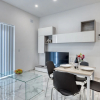 Отель Modern 1BR Apartment, Central Location, фото 5